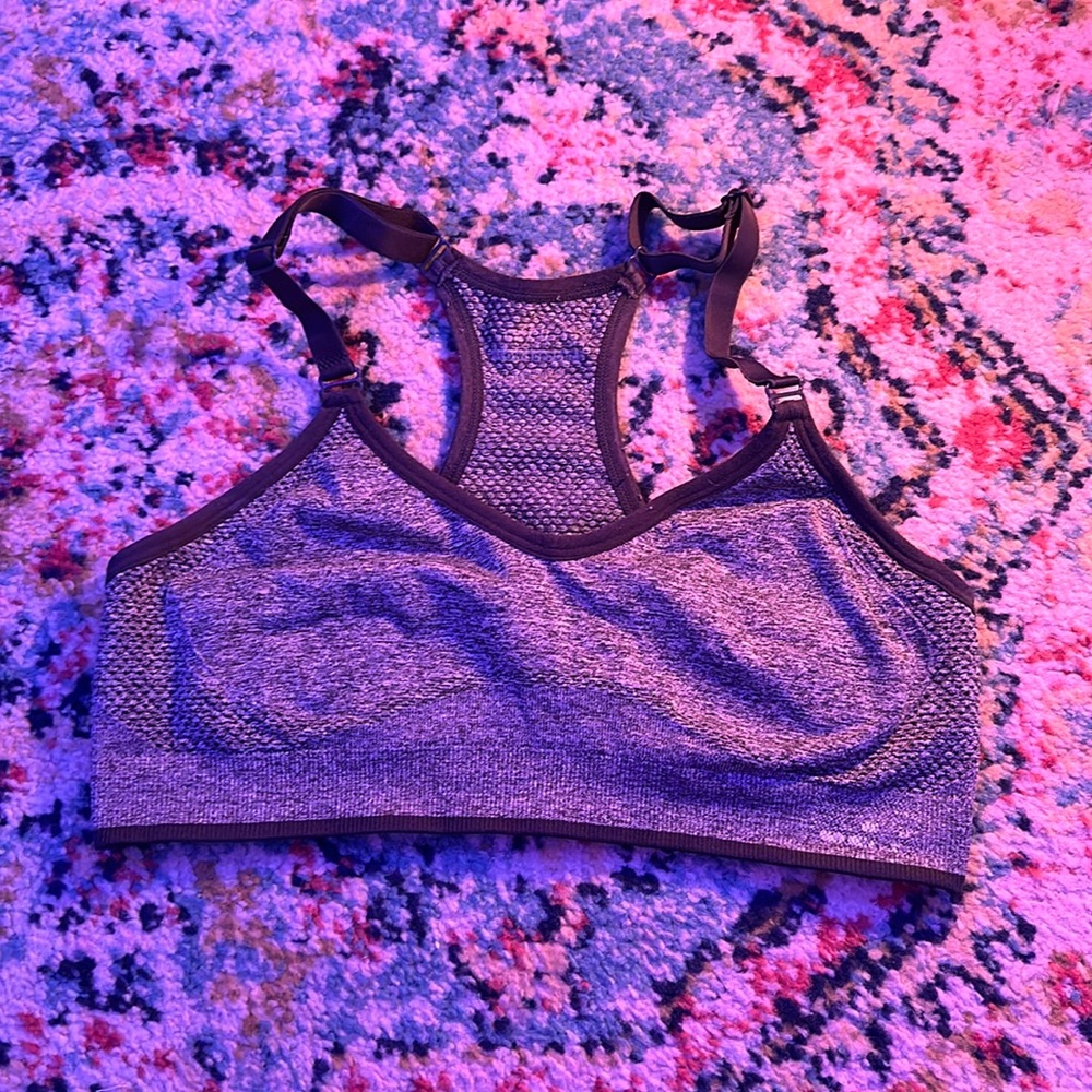 razor back sports bra